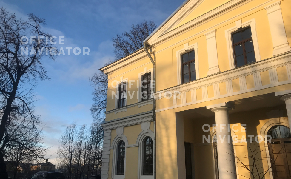 Продажа офиса 801.5 м², 1-2 этаж, в бизнес-центре Шкиперский проток, 21
