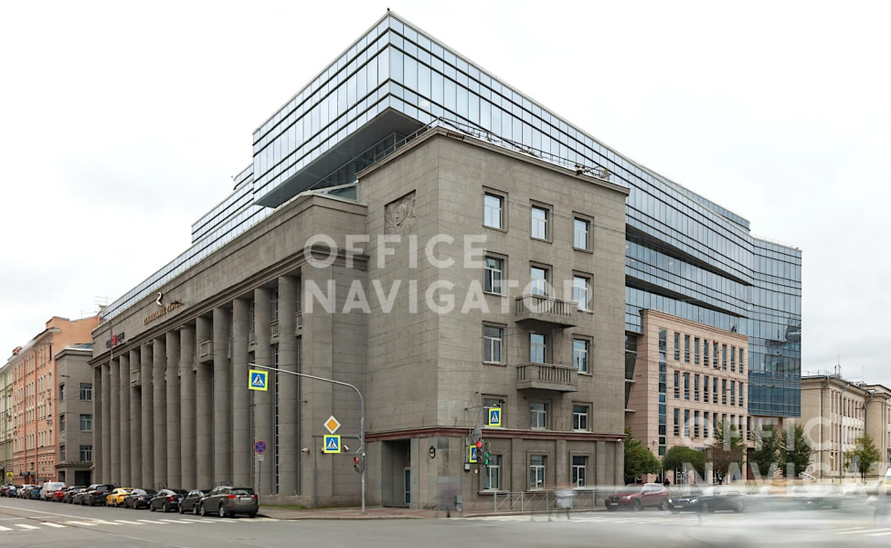 Аренда офиса 459.3 м², 1-2 этаж, в бизнес-центре Renaissance Pravda
