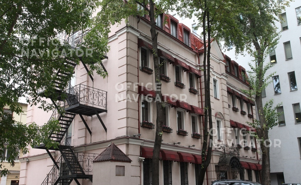Аренда офиса 1141.2 м², 1-4 этаж, в бизнес-центре Страстной б-р, 7, стр. 2
