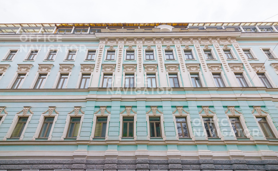Продажа офиса 128.6 м², 1 этаж, в бизнес-центре Леонтьевский пер., 11
