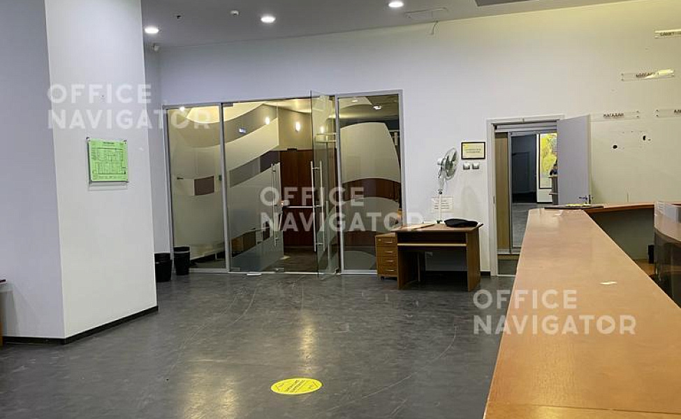 Аренда офиса 2485 м², 9 этаж, в бизнес-центре Континент На Звездной
