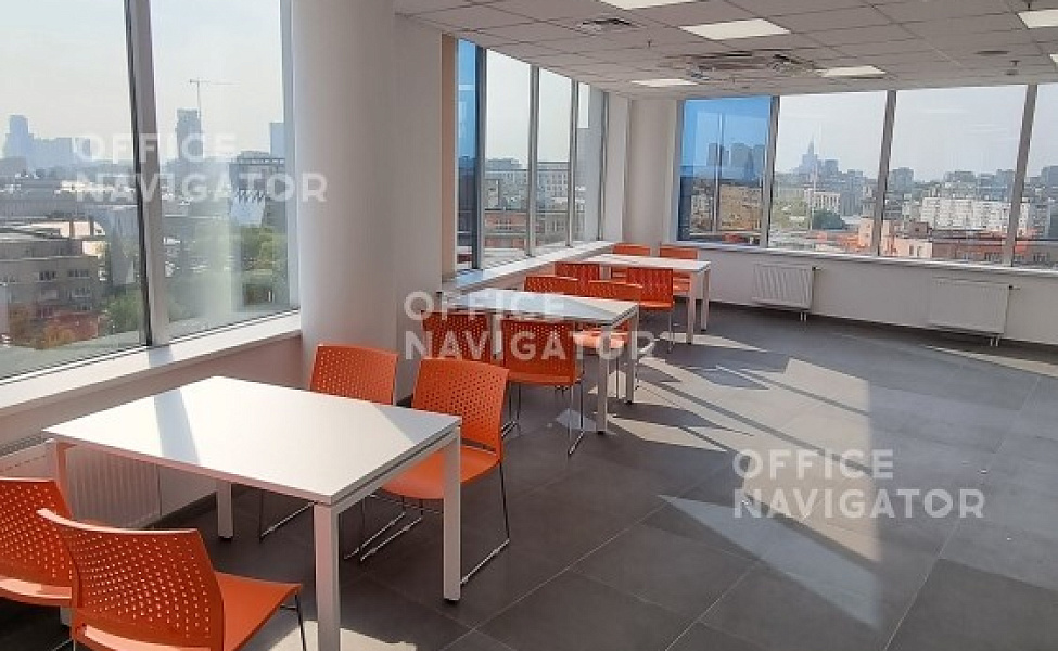 Аренда офиса 2290 м², 10 этаж, в бизнес-центре Северное Сияние
