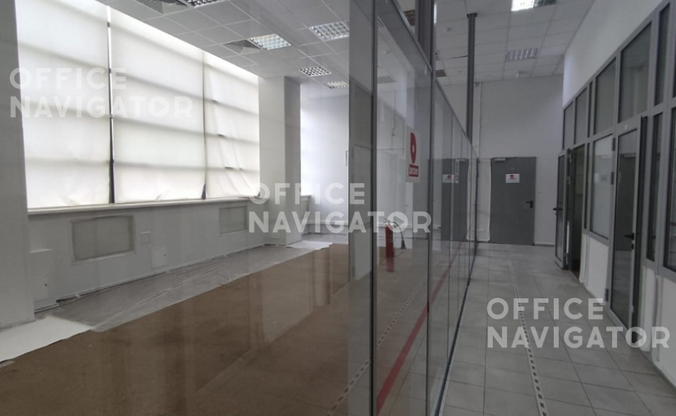Аренда офиса 973.7 м², 1 этаж, в бизнес-центре Новоостаповский
