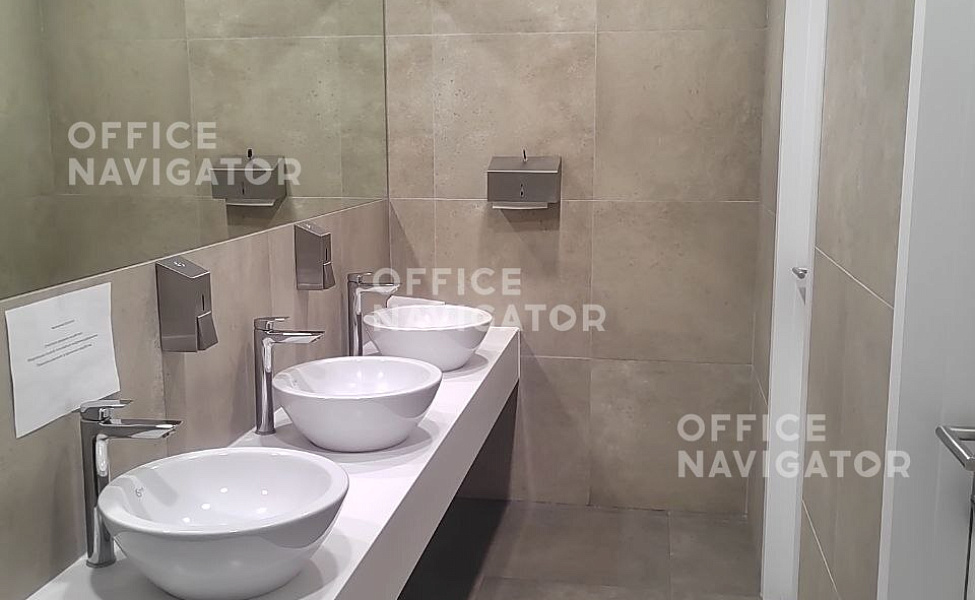 Аренда офиса 931 м², 2 этаж, в бизнес-центре Мосэнка Плаза 3
