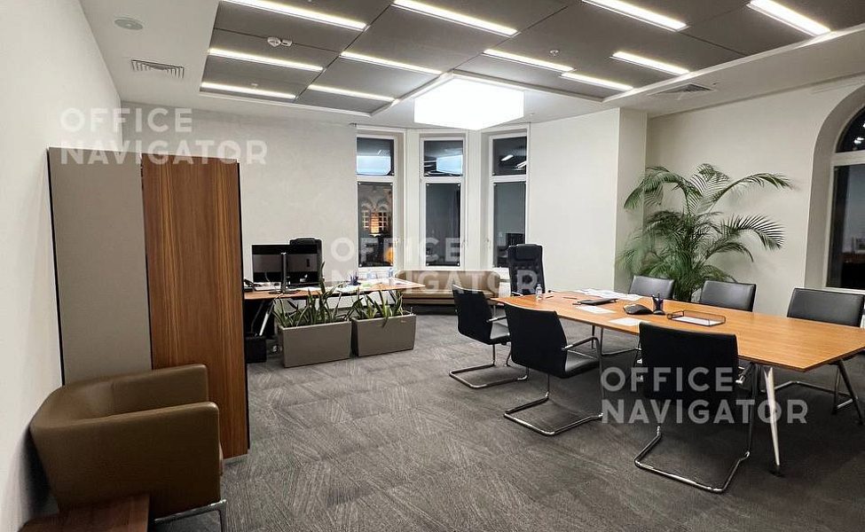 Аренда офиса 2583.6 м², 4 этаж, в бизнес-центре Мидланд Плаза
