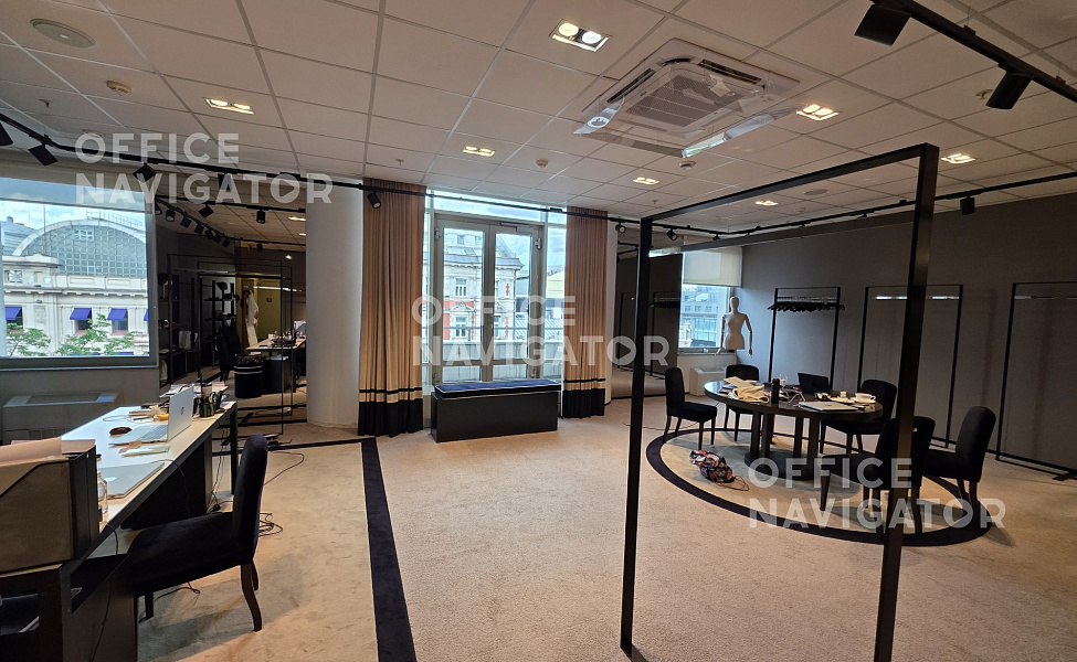 Аренда офиса 325 м², 4 этаж, в бизнес-центре Берлинский Дом
