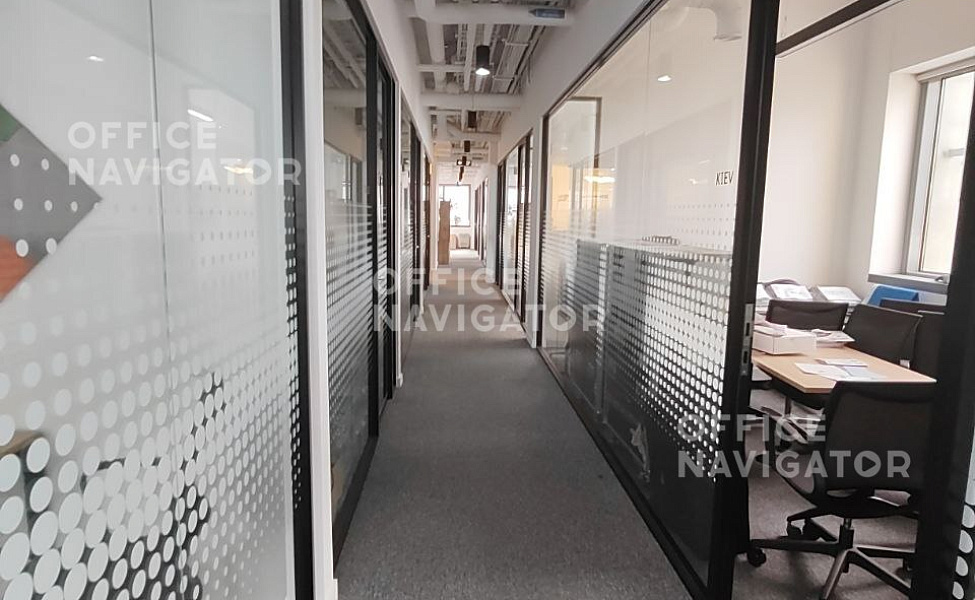 Аренда офиса 931 м², 2 этаж, в бизнес-центре Мосэнка Плаза 3
