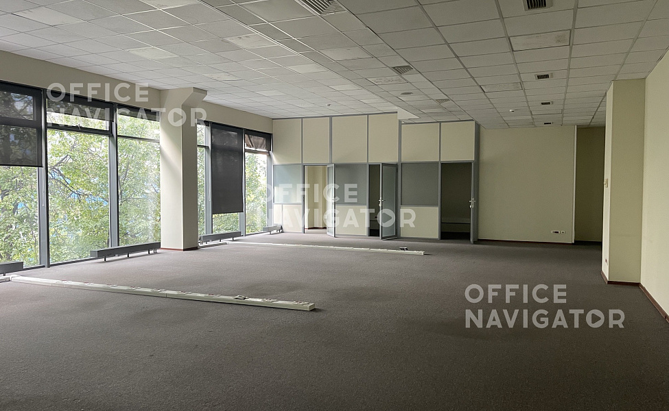 Аренда офиса 2327 м², 3 этаж, в бизнес-центре Black & White Фаза I
