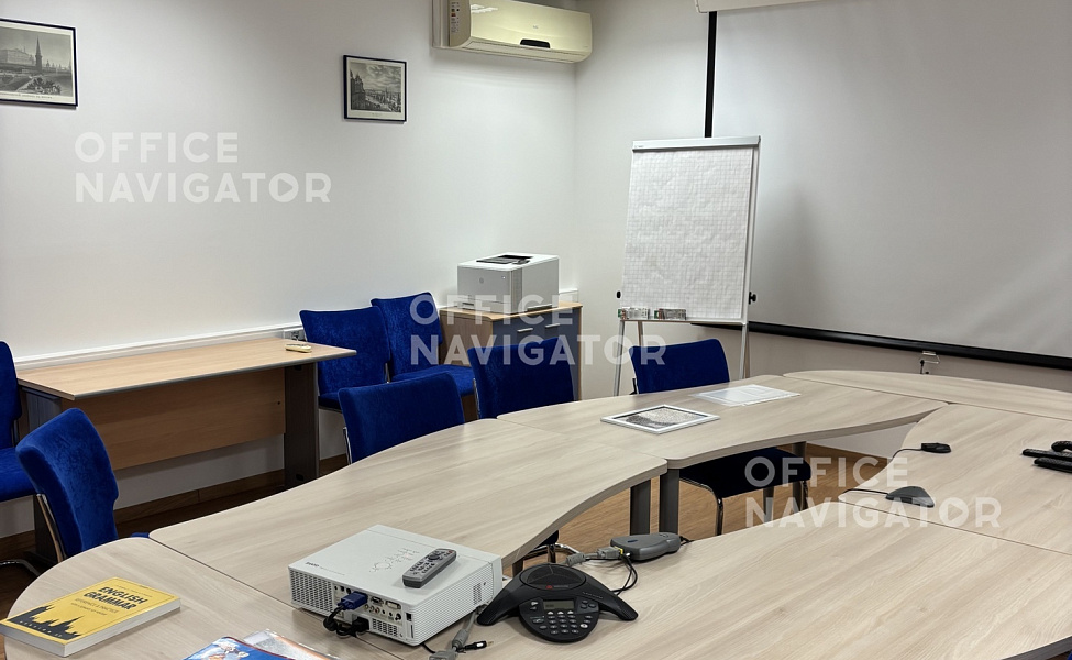 Аренда офиса 568 м², 3 этаж, в бизнес-центре Мосэнка Парк Тауэрс 4
