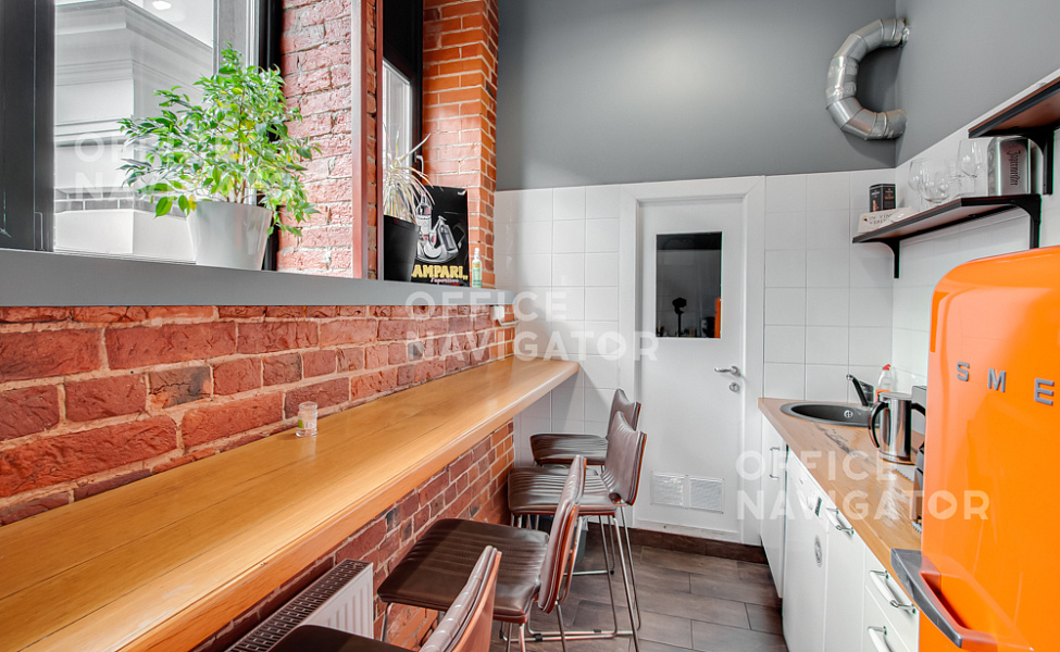 Аренда офиса 381 м², 2 этаж, в бизнес-центре The Street
