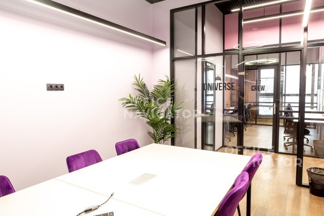 Продажа офиса 250 м², 4 этаж, в бизнес-центре Брент Сити Фаза I
