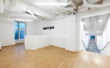 Аренда офиса 1337 м², 3 этаж, в бизнес-центре Банный пер., 9
